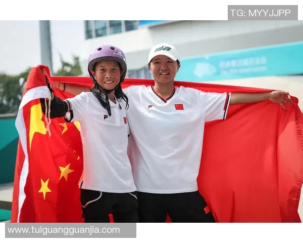 杭州滑板队创下耐力新纪录引发热议滑板运动再攀高峰