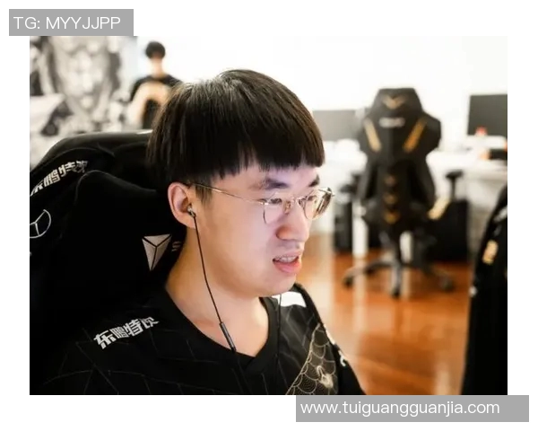 RNG团队协作的成功秘诀与战术分析探讨